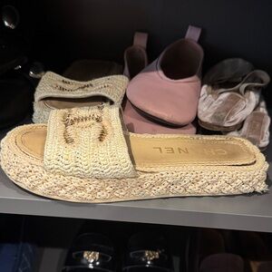 CHANEL Cream Raffia Slide Sandal with Signature Stitching